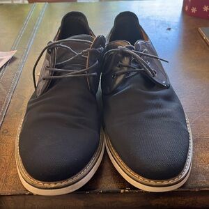 Casual men’s like new shoes